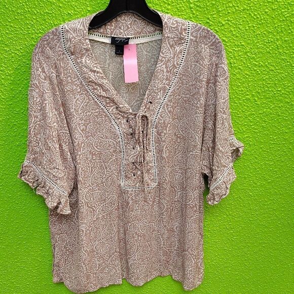 Daytrip Tan Tie Front Ruffled Blouse - Picture 1 of 3